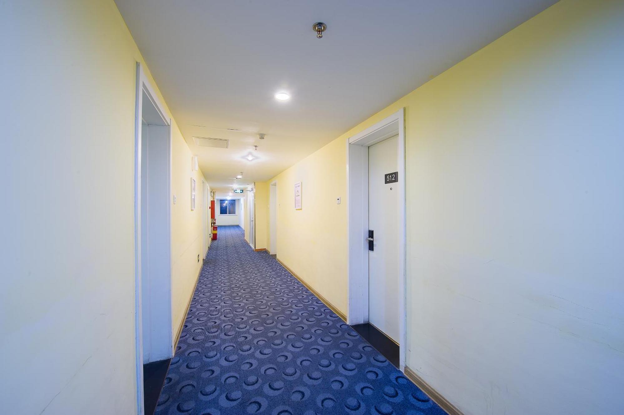 Iu Hotel Guangzhou Jingxi Nanfang Hospital Station Exteriör bild