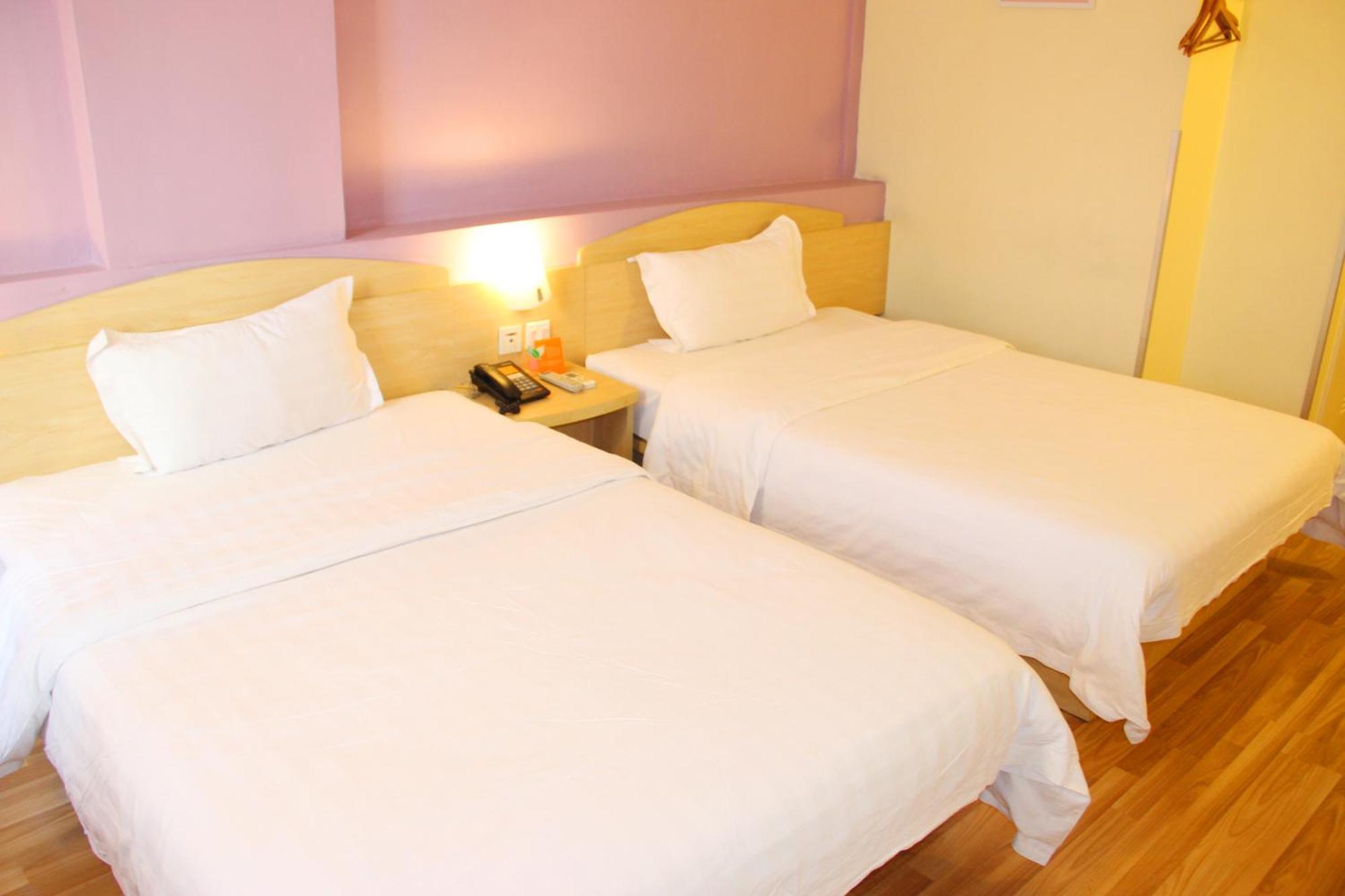 Iu Hotel Guangzhou Jingxi Nanfang Hospital Station Exteriör bild