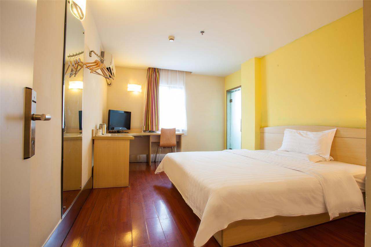 Iu Hotel Guangzhou Jingxi Nanfang Hospital Station Exteriör bild